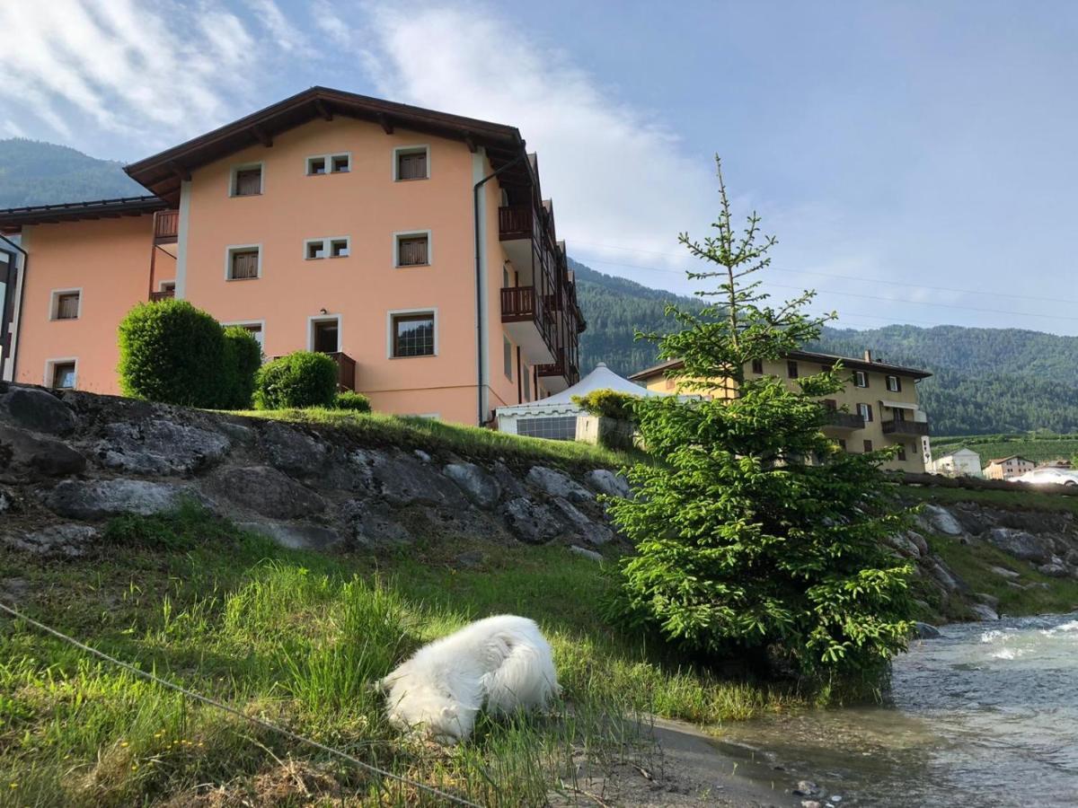 Hotel Laste' Caldes Экстерьер фото