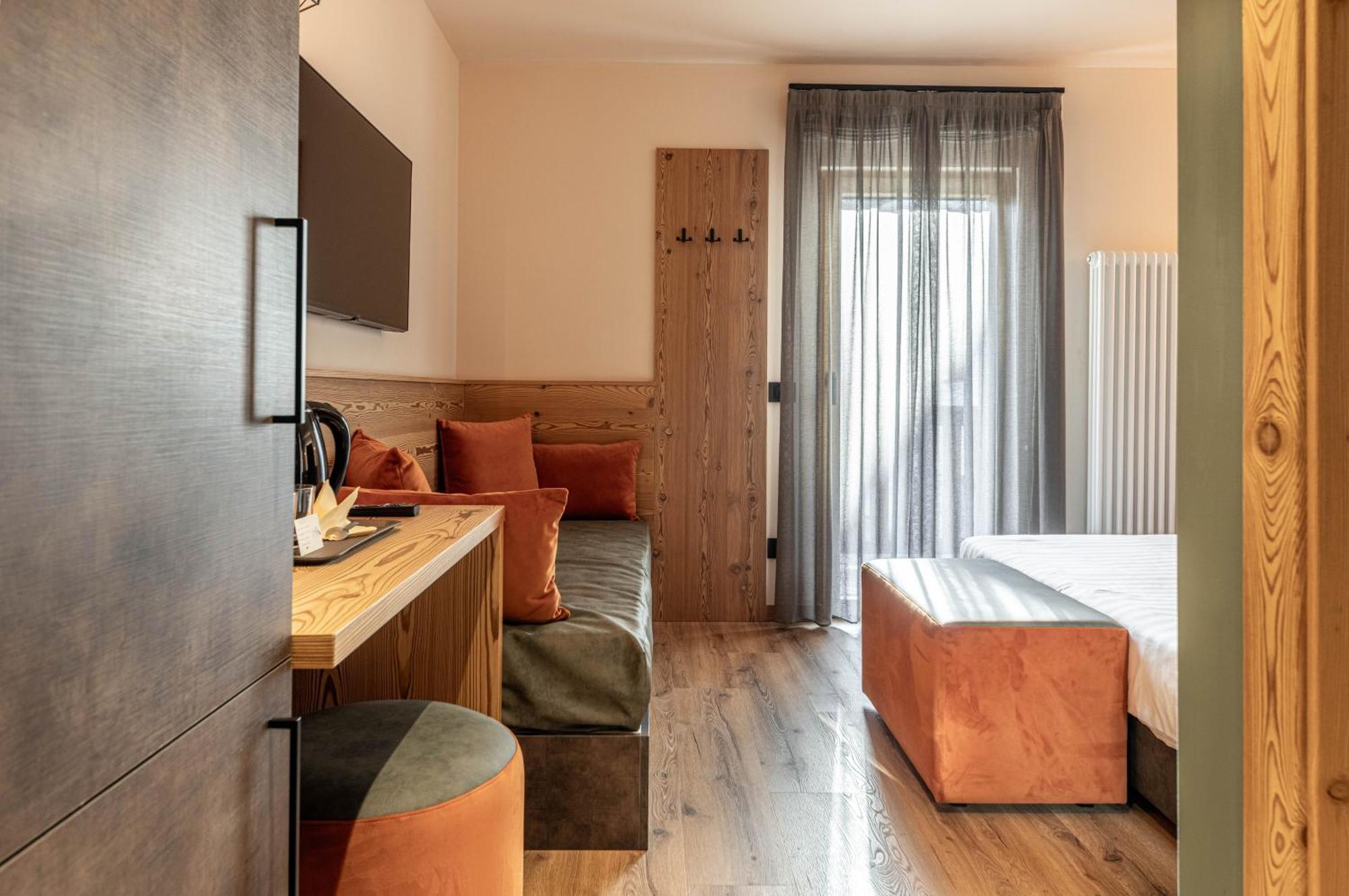 Hotel Laste' Caldes Экстерьер фото