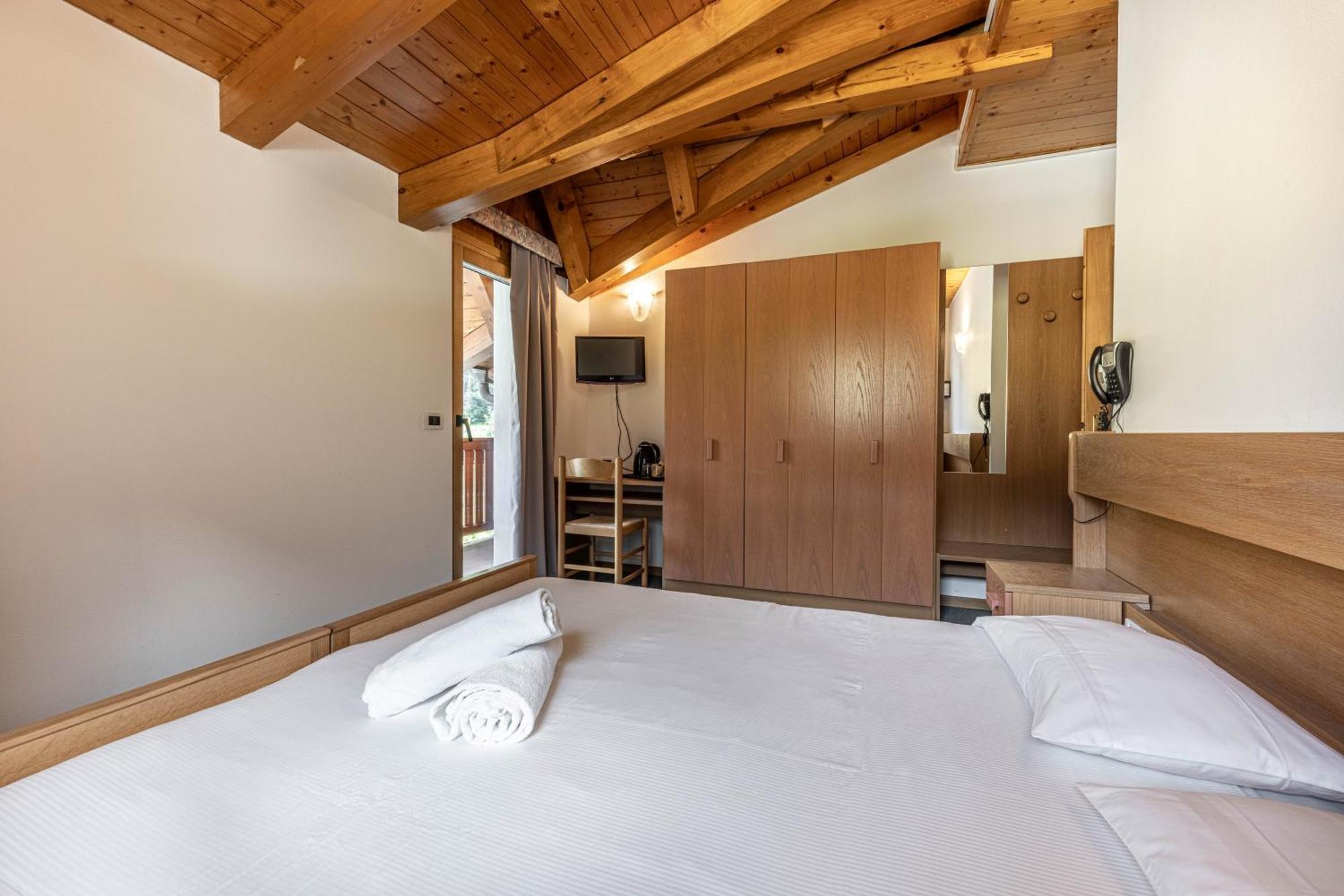 Hotel Laste' Caldes Экстерьер фото