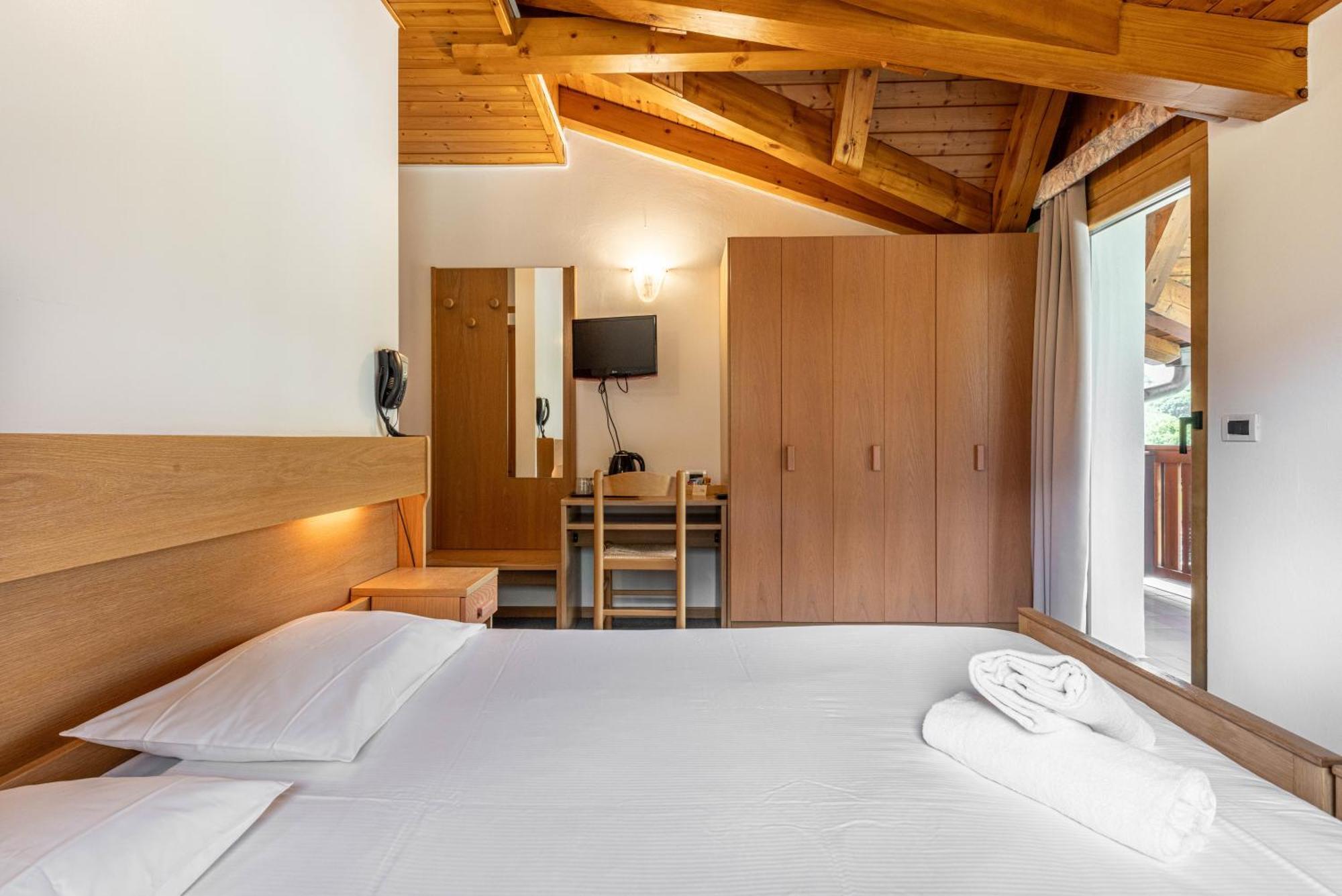 Hotel Laste' Caldes Экстерьер фото