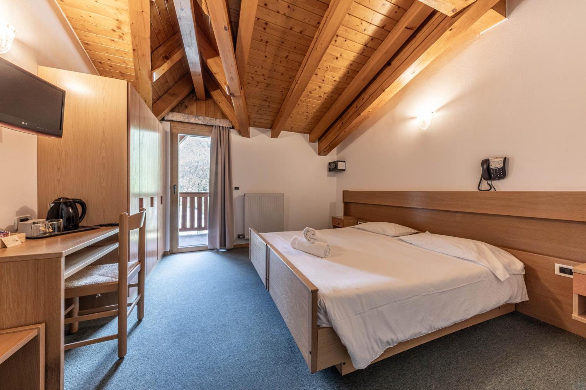 Hotel Laste' Caldes Экстерьер фото